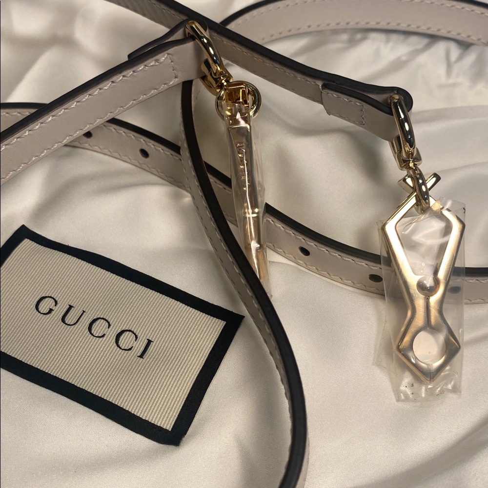 NIB GUCCI Sylvie Mystic White Leather Crossbody/Shoulder Strap